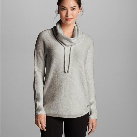Eddie Bauer Sweater - Picture 1 of 8